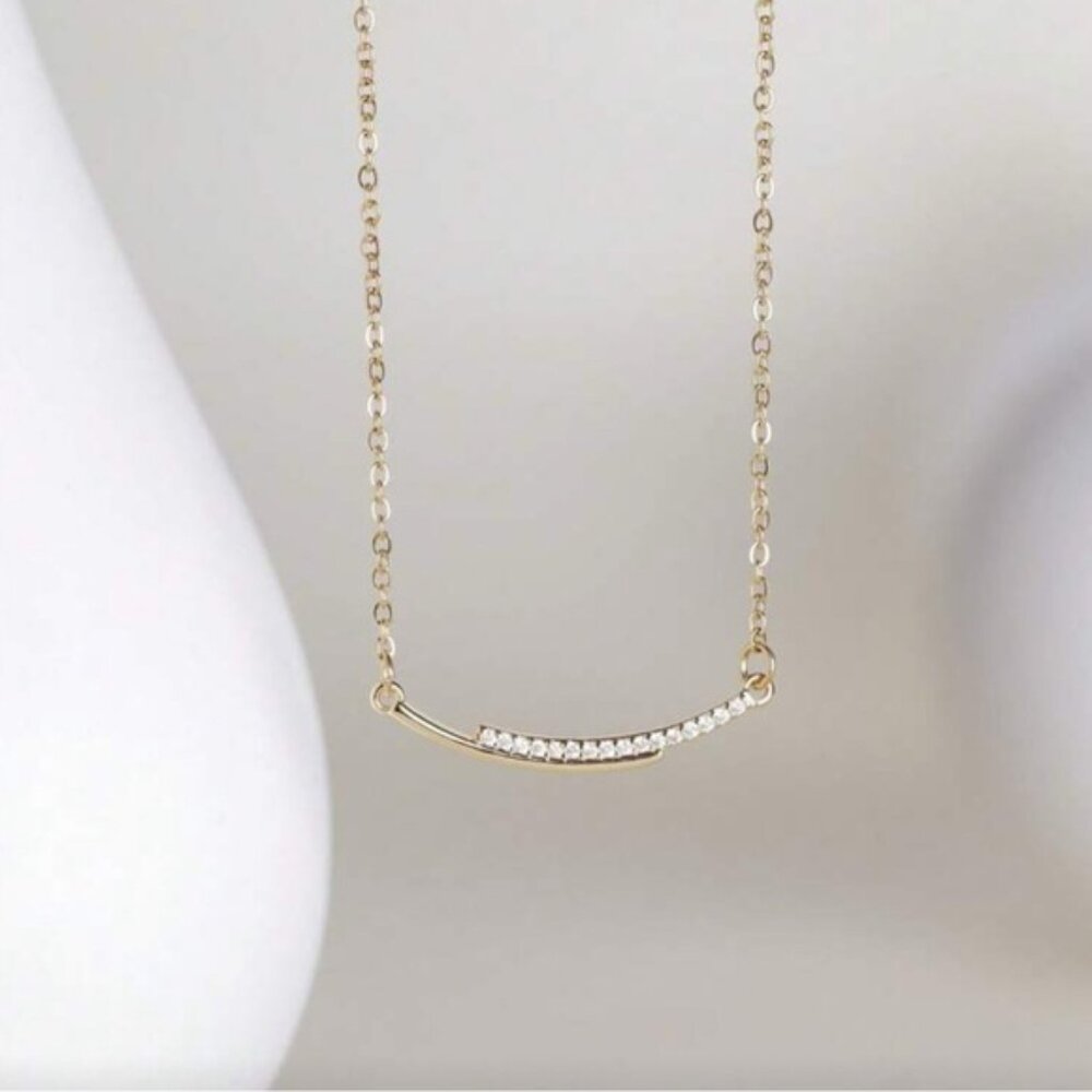 Chic Gold-Tone Necklace